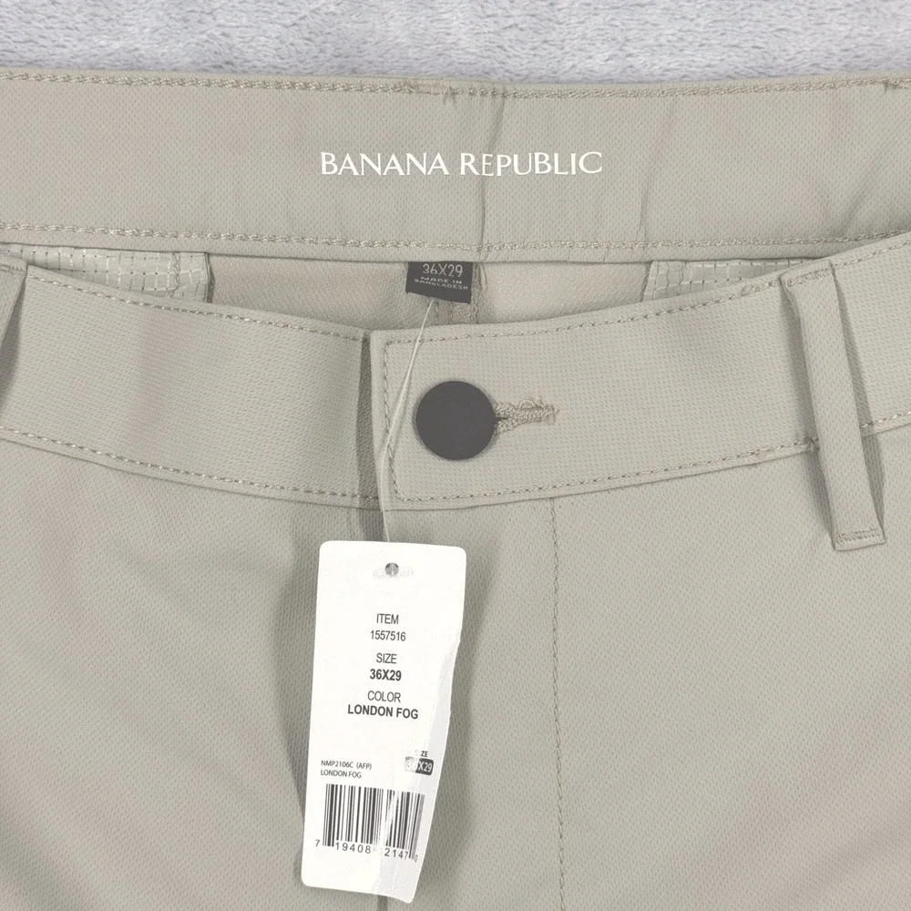 BANANA REPUBLIC Core Temp Slim Fit Chino Pants Mens 36x29 London Fog Beige NWT